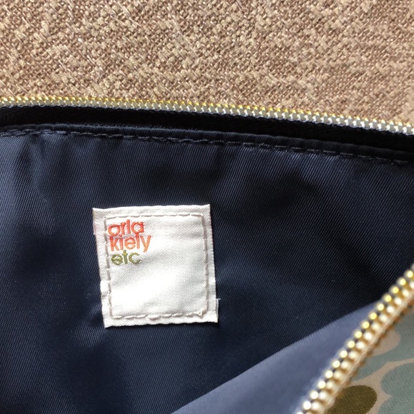 Orla Kiel Cosmetic Bag. Great condition. - Picture 3 of 5